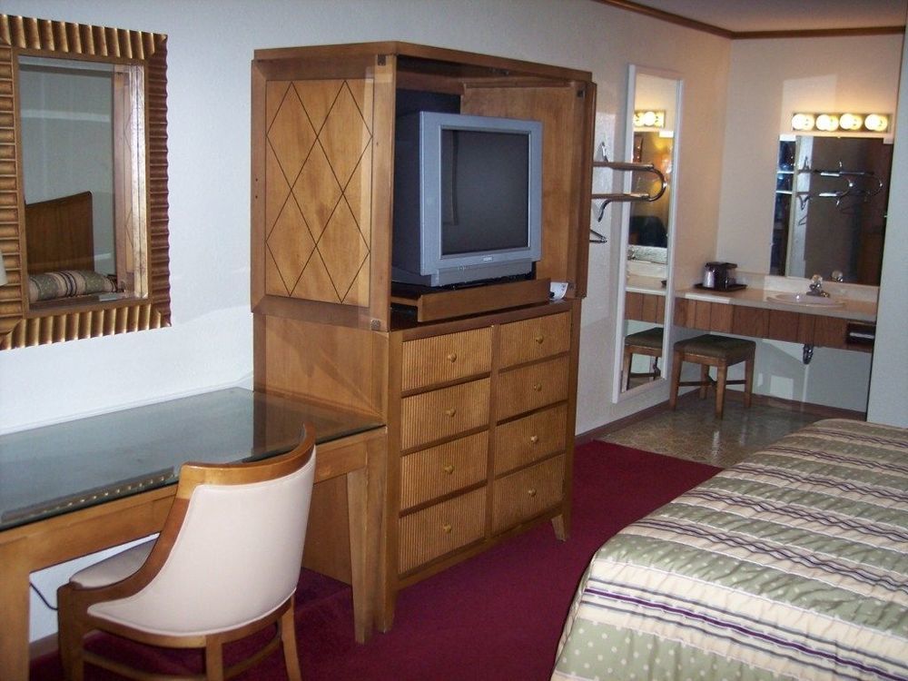 Night Inn Sweet Springs Habitación foto